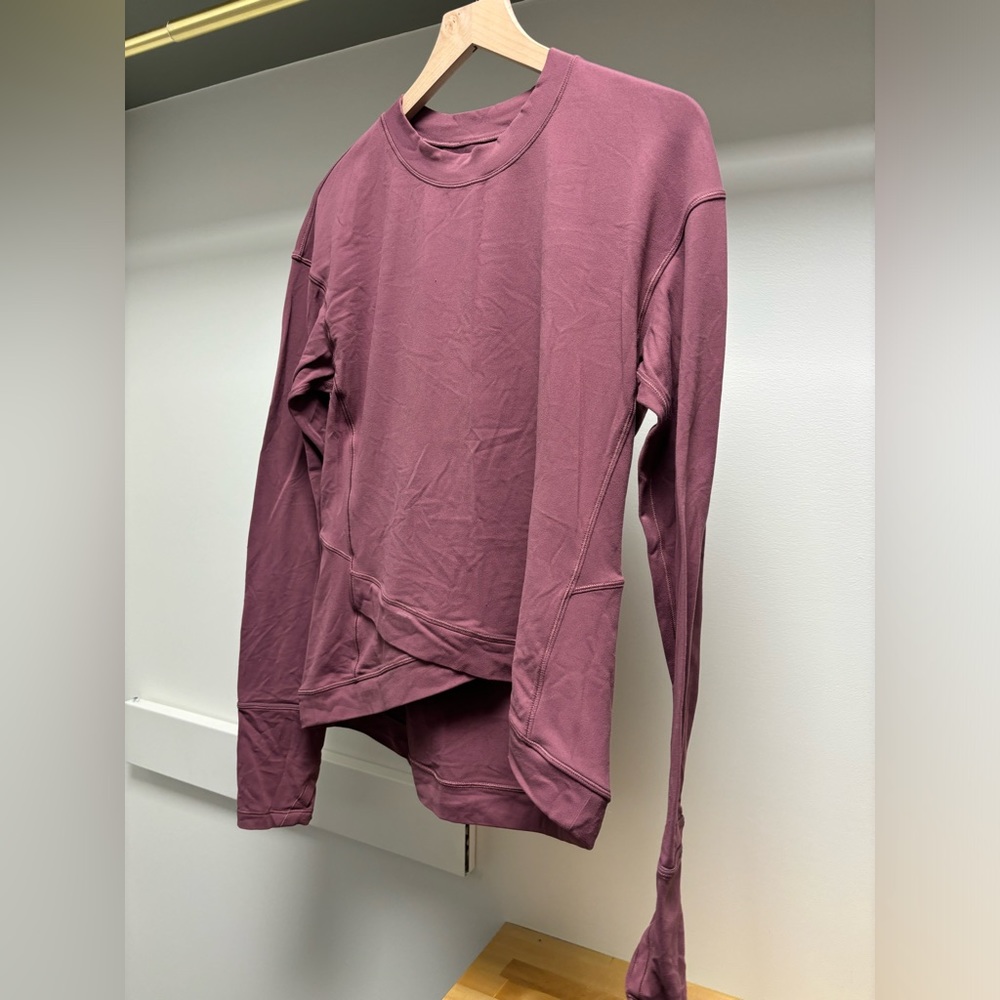 Women’s Lululemon Pullover Sweater Fits like a size 10/12